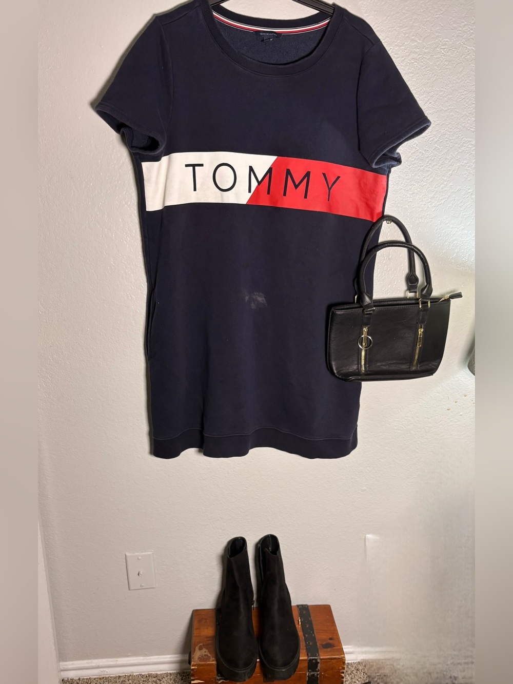 3piece Outfit Tommy Hilfiger Dress +Black Lather Purse +Suave Boots